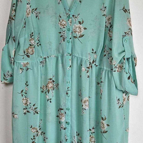 Torrid button down sheer blouse, Size 2, Floral Mint Green, High low hem - Picture 11 of 11